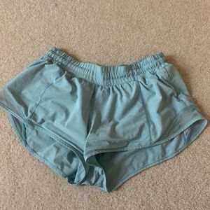 2.5 lulu shorts